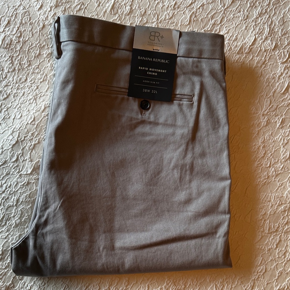 Banana Republic Men's Khaki Chinos